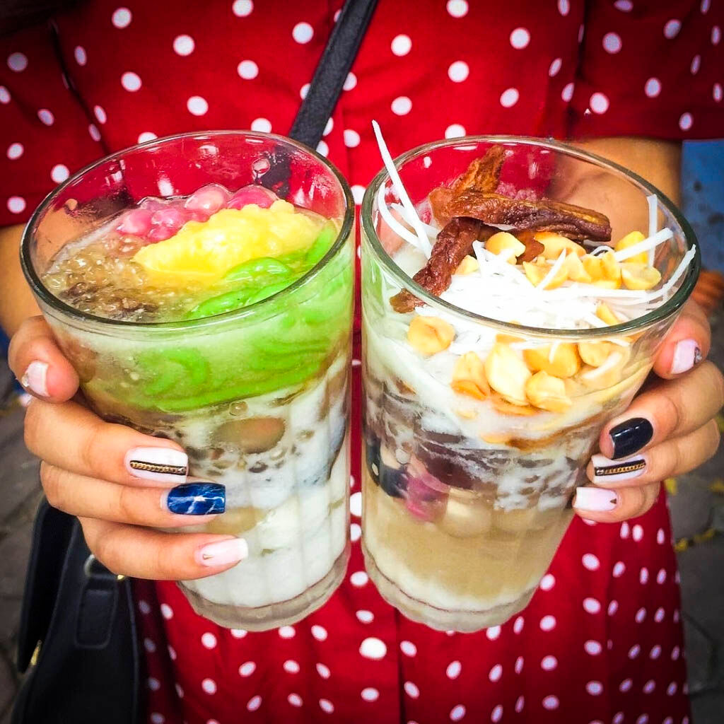 Learn Hue’s dessert heritage with expert insights